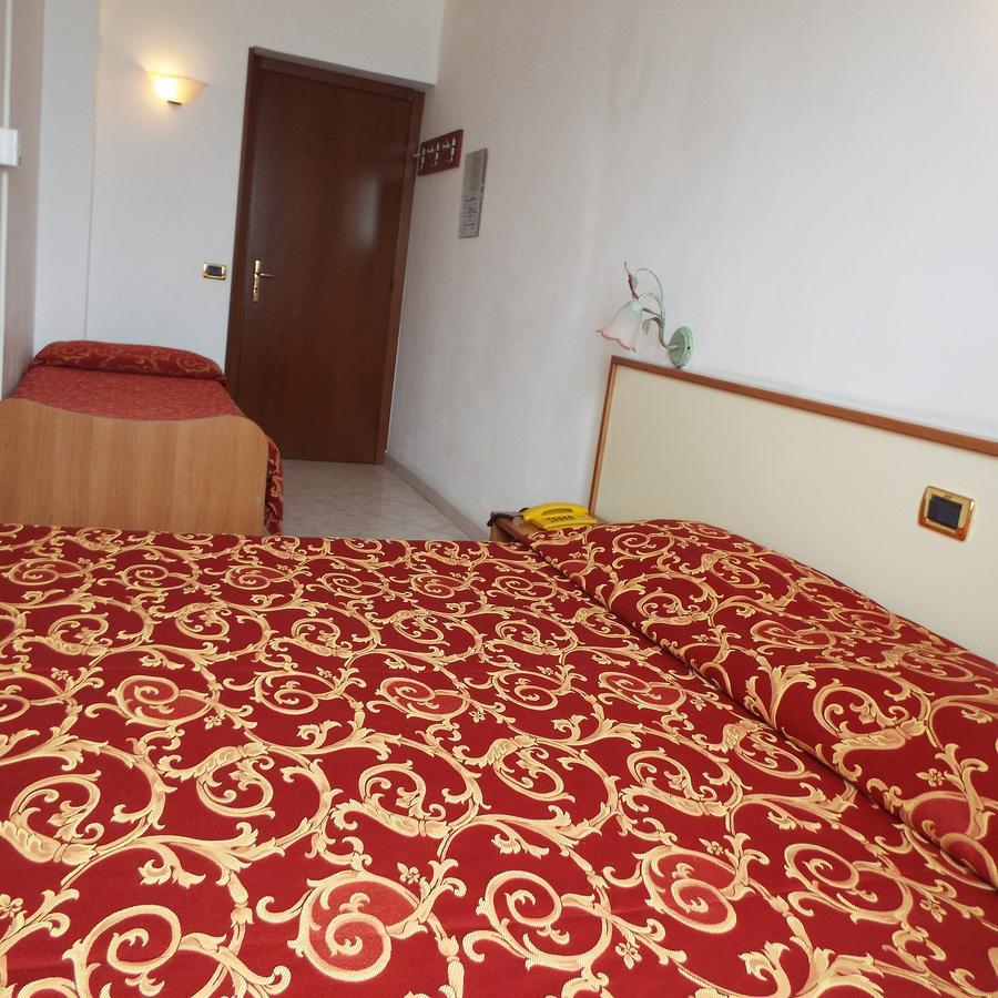 Hotel Ideale Varazze Kültér fotó