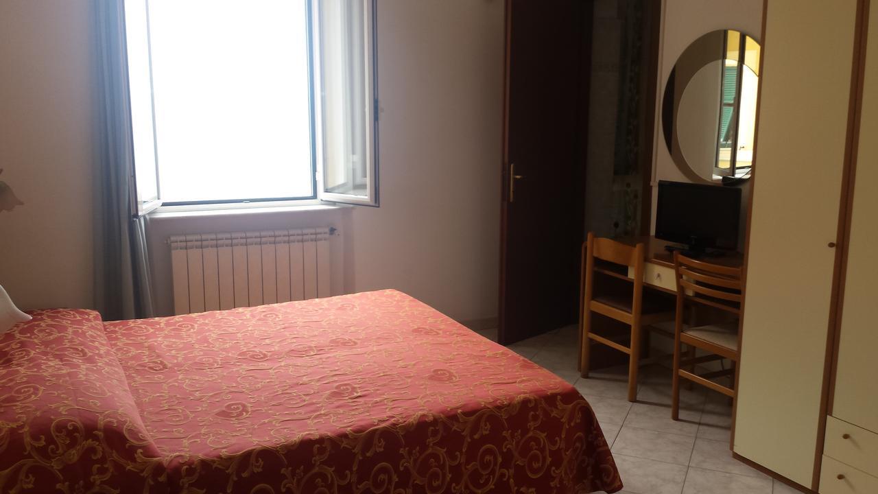 Hotel Ideale Varazze Kültér fotó